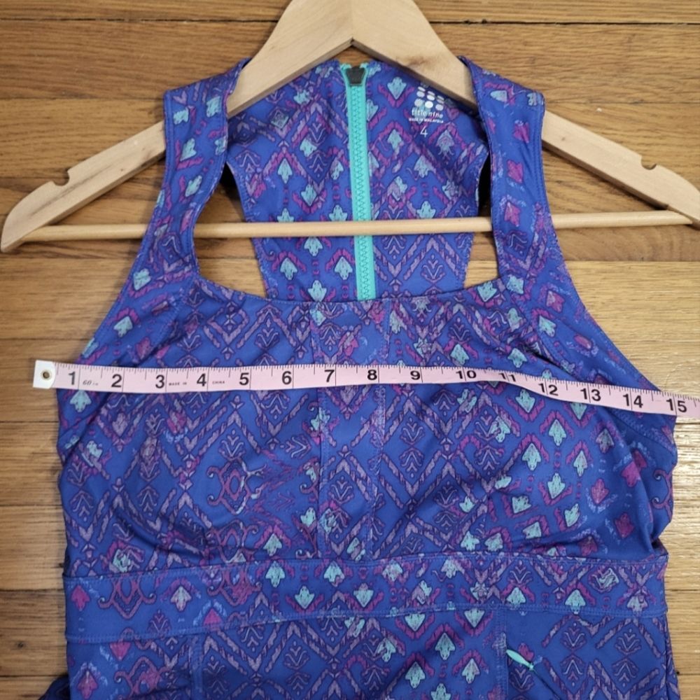 Title Nine Nimblene Athletic Dress Quick Dry Built In Bra Arrow Print Size 4 - Picture 7 of 8
